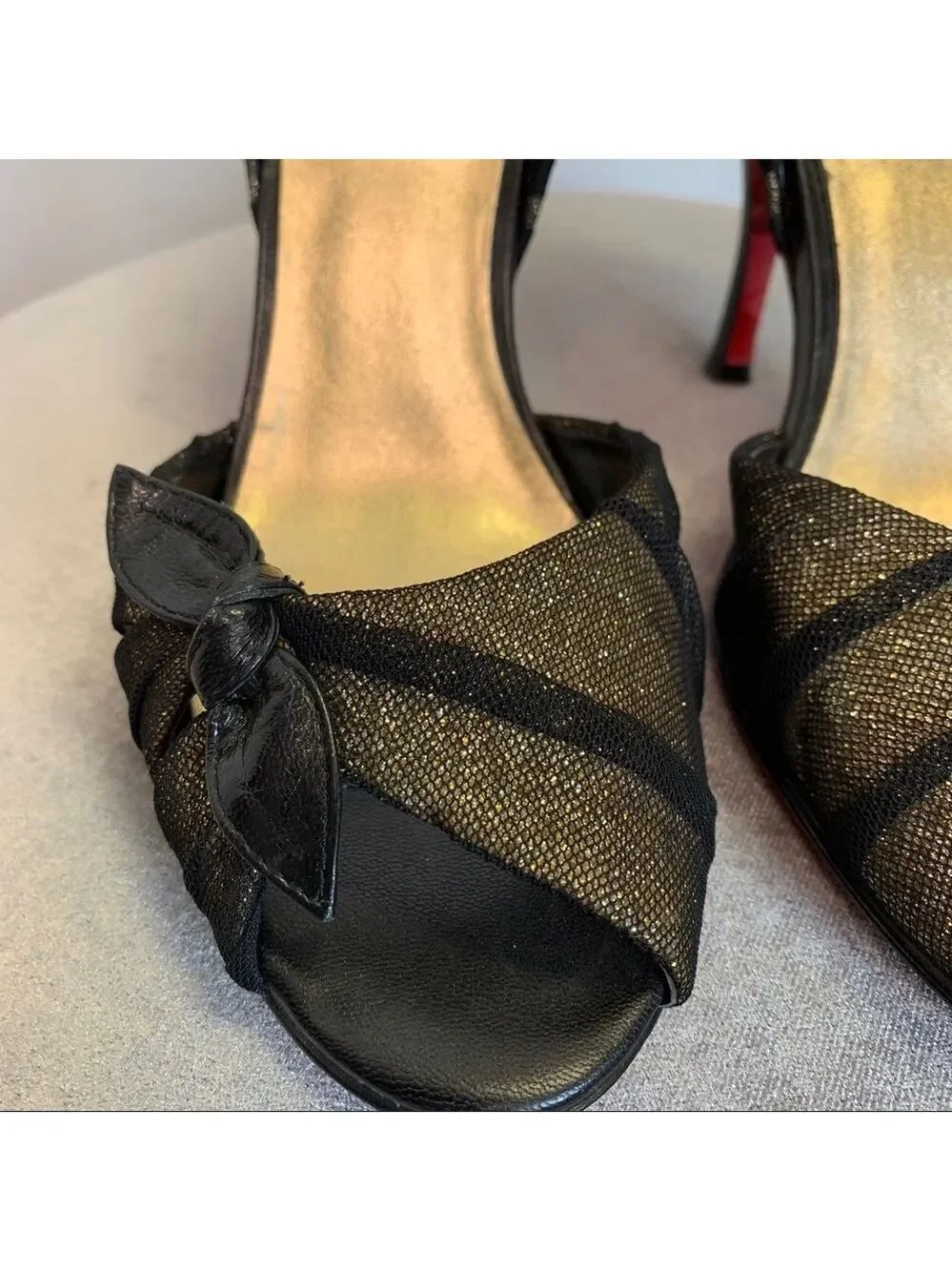 BETSEY Johnson Black Gold Beverly Heels Size 8